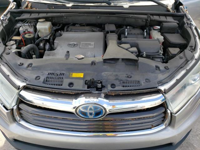 Photo 11 from auction – 2016 TOYOTA HIGHLANDER with VIN 5TDDCRFH9GS020555