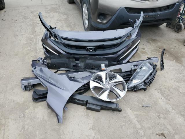 Photo 12 from auction – 2020 HONDA CIVIC LX with VIN 19XFC2F63LE215263