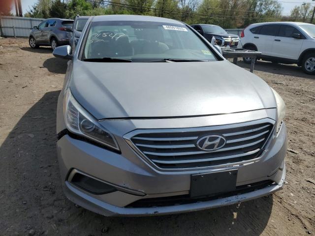 Photo 5 from auction – 2016 HYUNDAI SONATA SE with VIN 5NPE24AF9GH315743