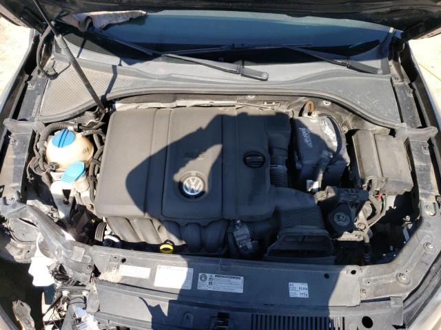 Photo 11 from auction – 2014 VOLKSWAGEN PASSAT SE with VIN 1VWBP7A38EC006525