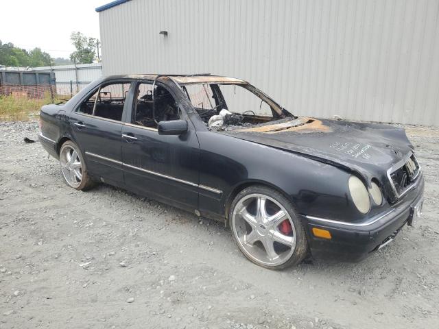 Photo 4 from auction – 1997 MERCEDES-BENZ E 320 with VIN WDBJF55F8VJ024852