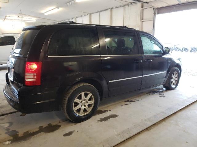 Photo 3 from auction – 2010 CHRYSLER TOWN & COU with VIN 2A4RR5D14AR299829