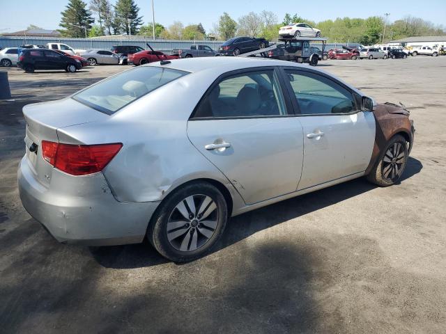 Photo 3 from auction – 2013 KIA FORTE EX with VIN KNAFU4A28D5738320