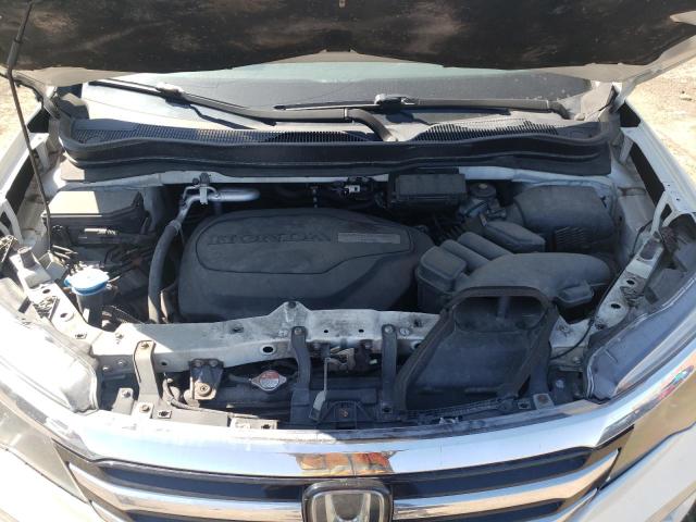 Photo 12 from auction – 2016 HONDA PILOT TOUR with VIN 5FNYF6H93GB025820