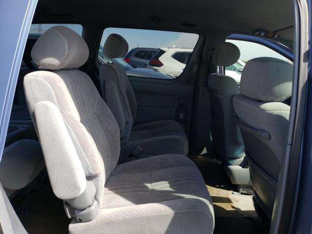 Photo 11 from auction – 2000 TOYOTA SIENNA LE with VIN 4T3ZF13C2YU232852