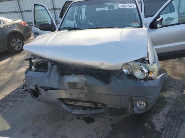 Photo 12 from auction – 2005 FORD ESCAPE XLT with VIN 1FMCU93115KA32618