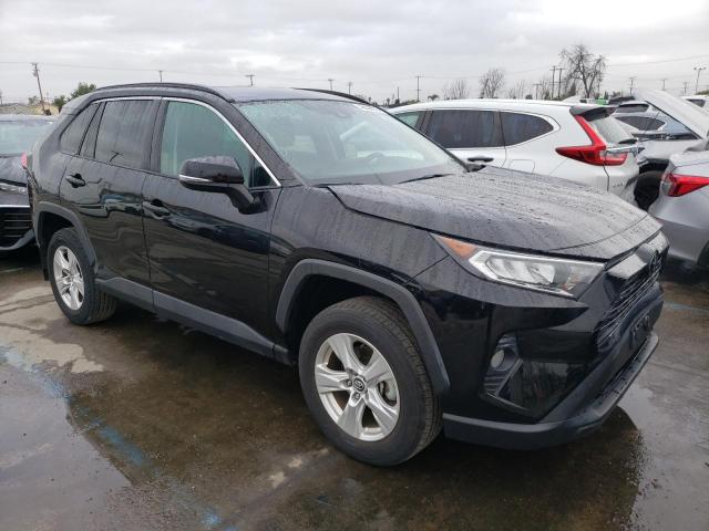Photo 4 from auction – 2021 TOYOTA RAV4 XLE with VIN 2T3W1RFVXMC098603