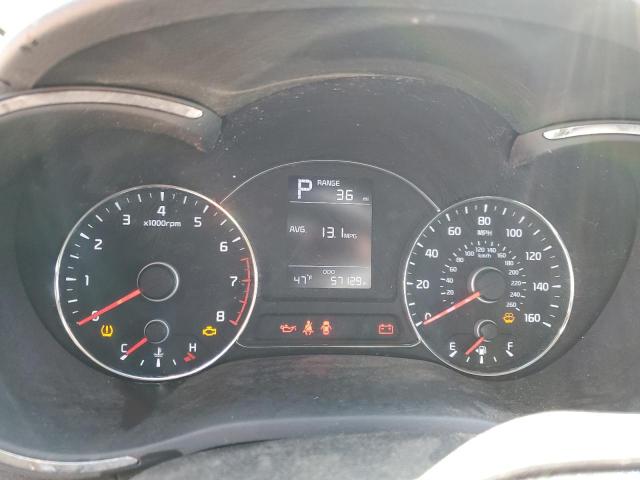 Photo 9 from auction – 2017 KIA FORTE LX with VIN 3KPFK4A72HE130789