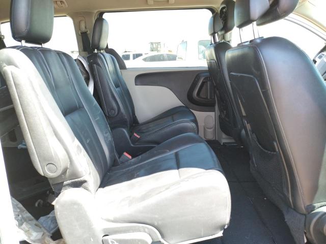 Photo 11 from auction – 2014 CHRYSLER TOWN & CNT with VIN 2C4RC1BG7ER269172