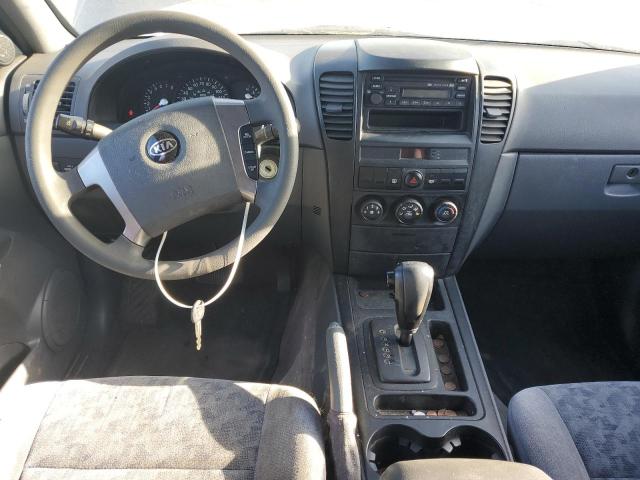 Photo 8 from auction – 2003 KIA SORENTO EX with VIN KNDJD733635172774