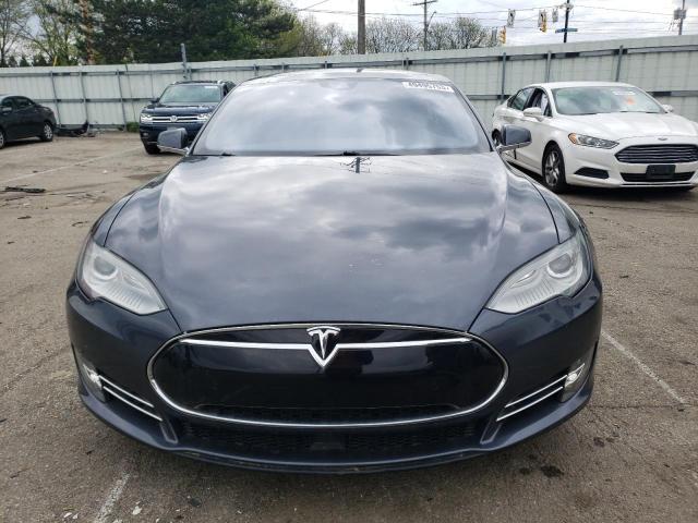 Photo 5 from auction – 2016 TESLA MODEL S with VIN 5YJSA1E20GF128126