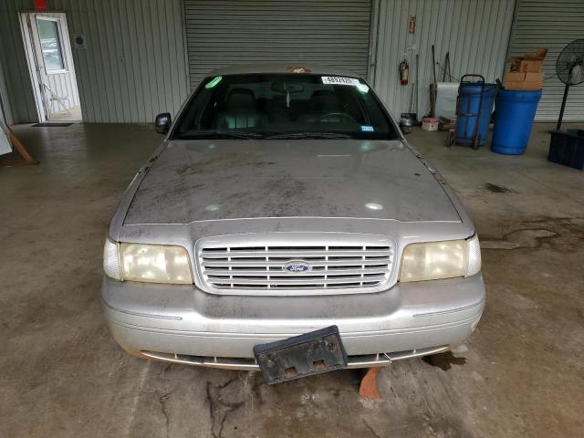 Photo 5 from auction – 2004 FORD CROWN VICT with VIN 2FAFP74W34X147147