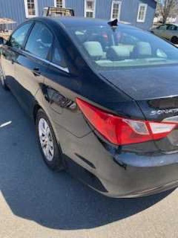 Photo 3 from auction – 2012 HYUNDAI SONATA GLS with VIN 5NPEB4AC2CH409396