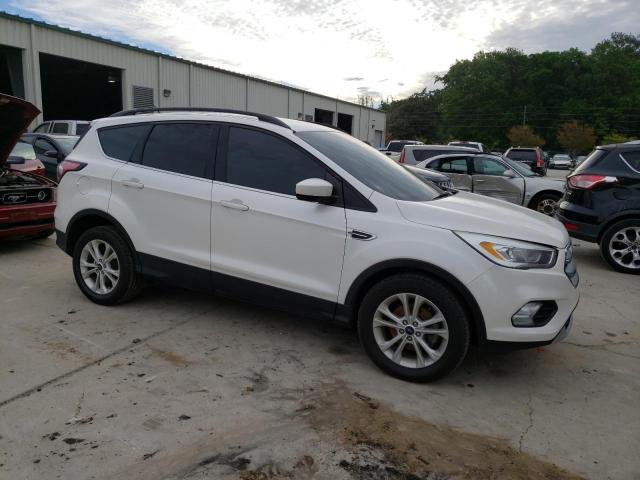Photo 4 from auction – 2017 FORD ESCAPE SE with VIN 1FMCU0GD1HUD04092