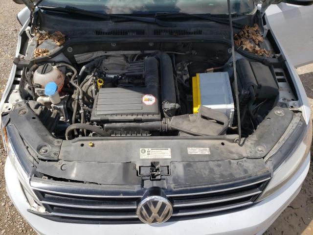 Photo 11 from auction – 2017 VOLKSWAGEN JETTA S with VIN 3VW2B7AJ7HM370760
