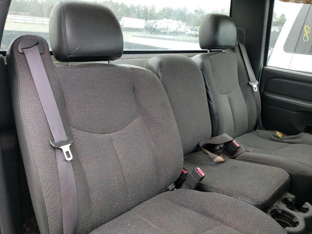 Photo 10 from auction – 2005 CHEVROLET SILVERADO with VIN 1GCEC14X15Z273946