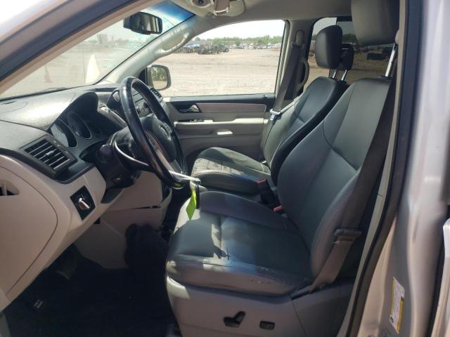 Photo 7 from auction – 2011 VOLKSWAGEN ROUTAN SE with VIN 2V4RW3DG2BR804751