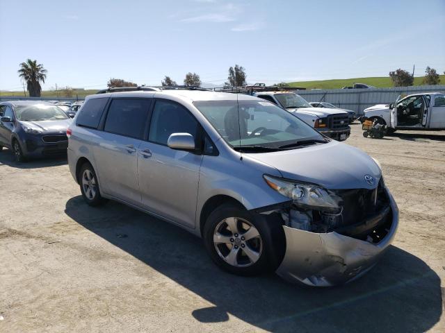 Photo 4 from auction – 2011 TOYOTA SIENNA LE with VIN 5TDKK3DC6BS010475