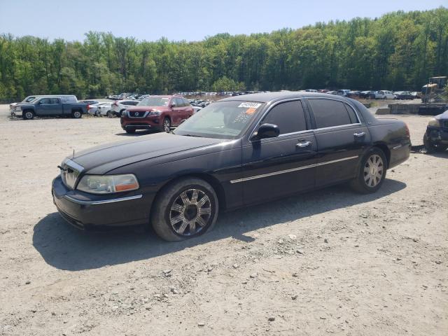 LINCOLN TOWN CAR C 2003 with VIN 1LNHM83W83Y620652 - Photo from auction