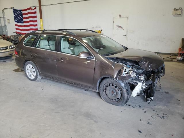 Photo 4 from auction – 2011 VOLKSWAGEN JETTA S with VIN 3VWPZ7AJ1BM681027