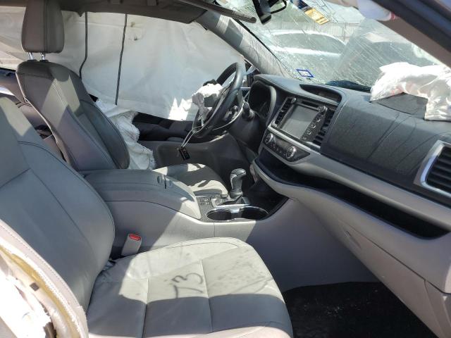 Photo 7 from auction – 2016 TOYOTA HIGHLANDER with VIN 5TDKKRFH2GS164314