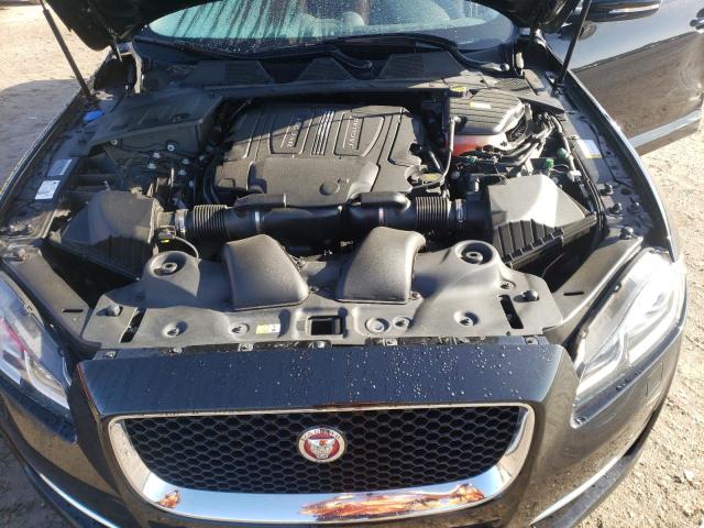 Photo 11 from auction – 2016 JAGUAR XJ with VIN SAJWA1C76G8W03358
