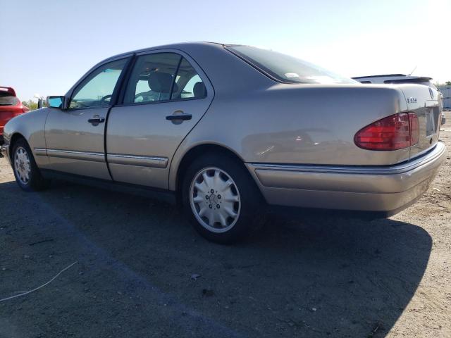 Photo 2 from auction – 1999 MERCEDES-BENZ E 320 with VIN WDBJF65H1XA879175