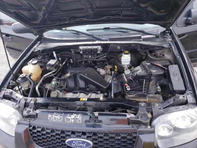 Photo 12 from auction – 2006 FORD ESCAPE LIM with VIN 1FMCU94136KA15416