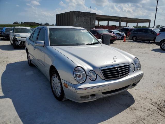 Photo 4 from auction – 2001 MERCEDES-BENZ E 320 with VIN WDBJF65J41B364613