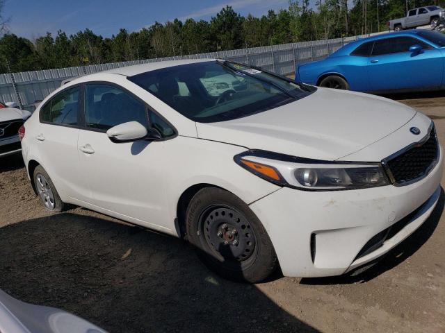 Photo 4 from auction – 2017 KIA FORTE LX with VIN 3KPFK4A70HE074898