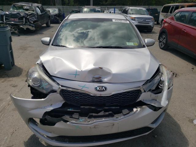 Photo 5 from auction – 2016 KIA FORTE LX with VIN KNAFK4A6XG5585128