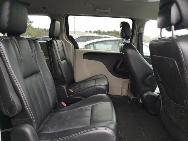 Photo 11 from auction – 2014 CHRYSLER TOWN & COU with VIN 2C4RC1BG0ER274780