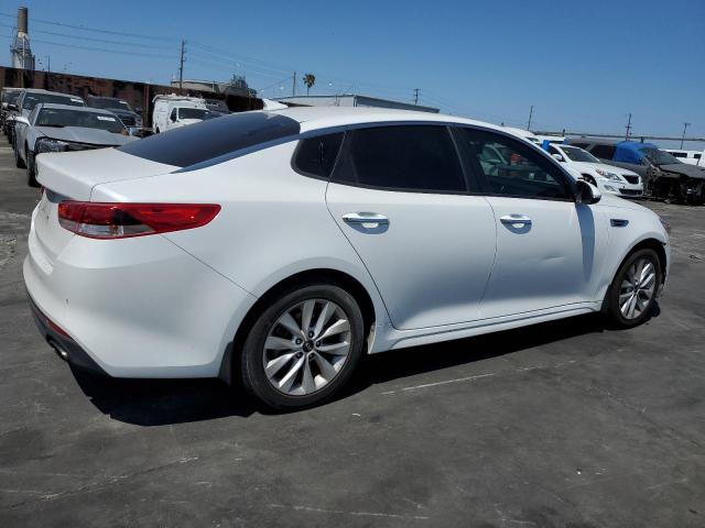Photo 3 from auction – 2018 KIA OPTIMA LX with VIN 5XXGT4L31JG264752