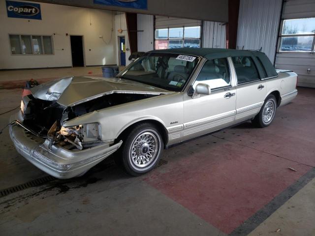 LINCOLN TOWN CAR E 1997 with VIN 1LNLM81W0VY729929 - Photo from auction