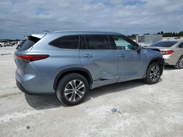 Photo 3 from auction – 2021 TOYOTA HIGHLANDER with VIN 5TDGZRAH7MS043329