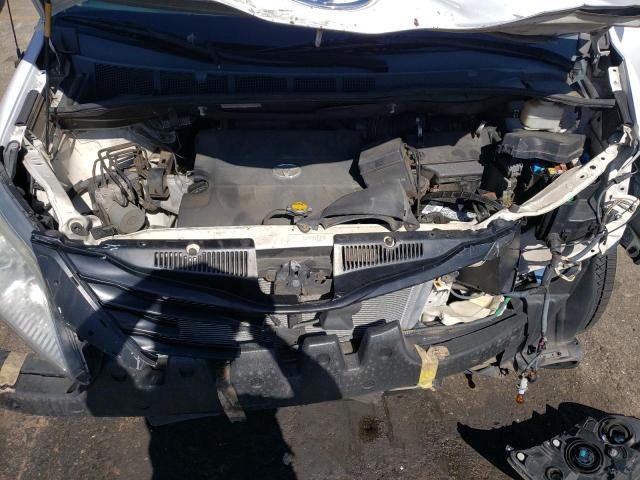 Photo 12 from auction – 2013 TOYOTA SIENNA LE with VIN 5TDKK3DC1DS284718