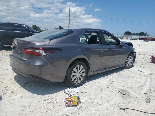 Photo 3 from auction – 2022 TOYOTA CAMRY LE with VIN 4T1H31AK2NU585515