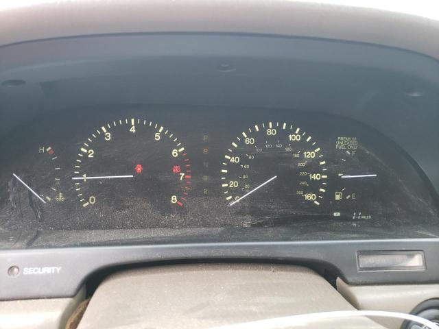 Photo 9 from auction – 1992 LEXUS LS 400 with VIN JT8UF11E9N0139260