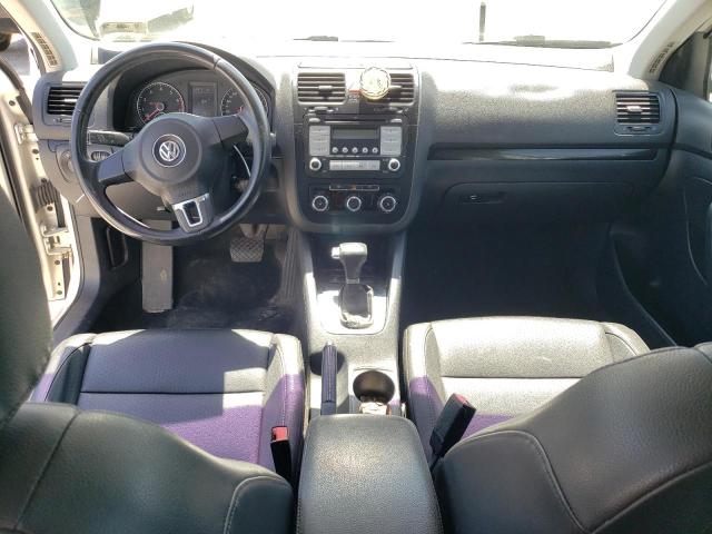 Photo 8 from auction – 2010 VOLKSWAGEN JETTA WOLF with VIN 3VWRA7AJ0AM041955