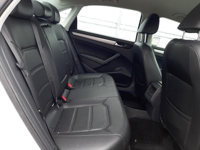 Photo 10 from auction – 2015 VOLKSWAGEN PASSAT S with VIN 1VWAT7A34FC092828