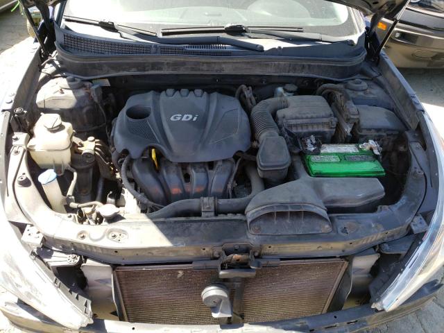 Photo 11 from auction – 2012 HYUNDAI SONATA SE with VIN 5NPEC4AC1CH496981