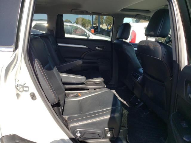Photo 10 from auction – 2016 TOYOTA HIGHLANDER with VIN 5TDKKRFH2GS164605