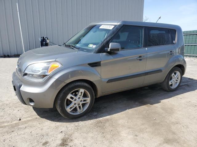 KIA SOUL + 2011 with VIN KNDJT2A20B7197611 - Photo from auction