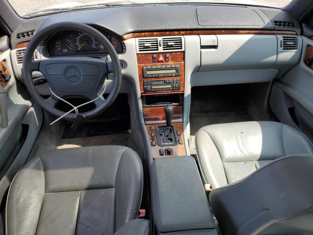 Photo 8 from auction – 1998 MERCEDES-BENZ E 320 with VIN WDBJF65F4WA609693