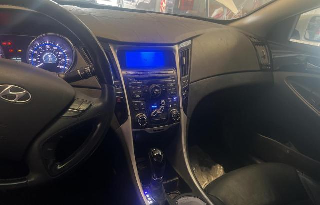 Photo 9 from auction – 2011 HYUNDAI SONATA SE with VIN 5NPEC4AC8BH169556