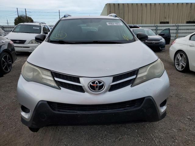 Photo 5 from auction – 2015 TOYOTA RAV4 LE with VIN JTMZFREV7FJ040688