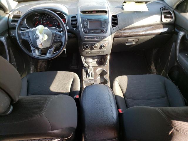 Photo 8 from auction – 2015 KIA SORENTO LX with VIN 5XYKTDA61FG560221