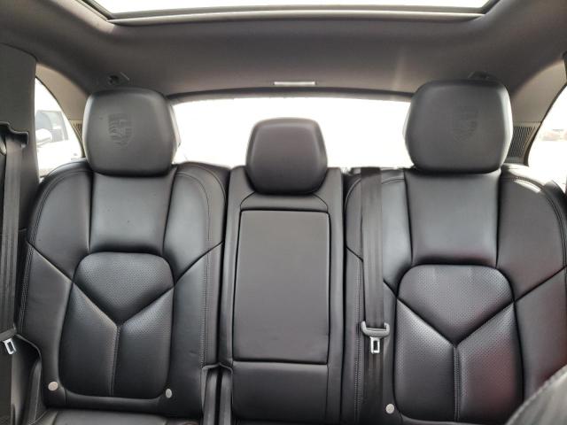 Photo 10 from auction – 2017 PORSCHE CAYENNE with VIN WP1AA2A27HKA86628