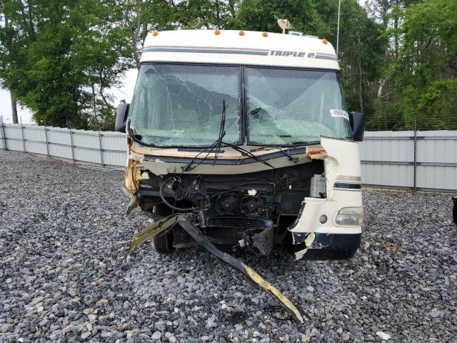 Photo 9 from auction – 1996 FREIGHTLINER CHASSIS X with VIN 4UZR6BR19T2307653