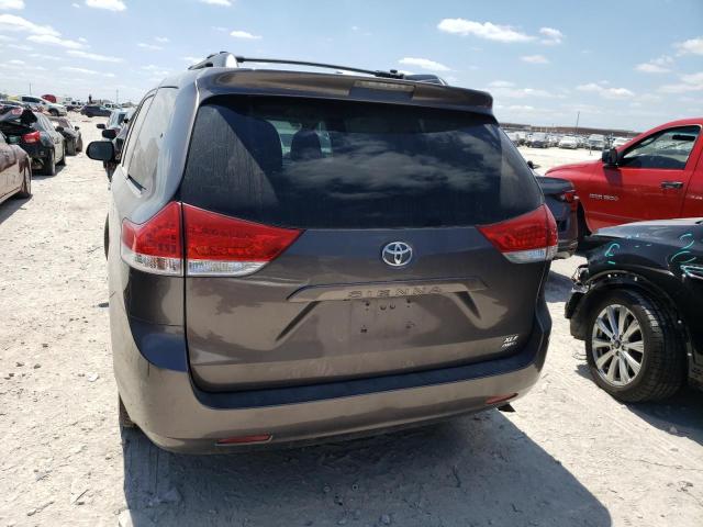 Photo 6 from auction – 2013 TOYOTA SIENNA XLE with VIN 5TDDK3DC9DS051369
